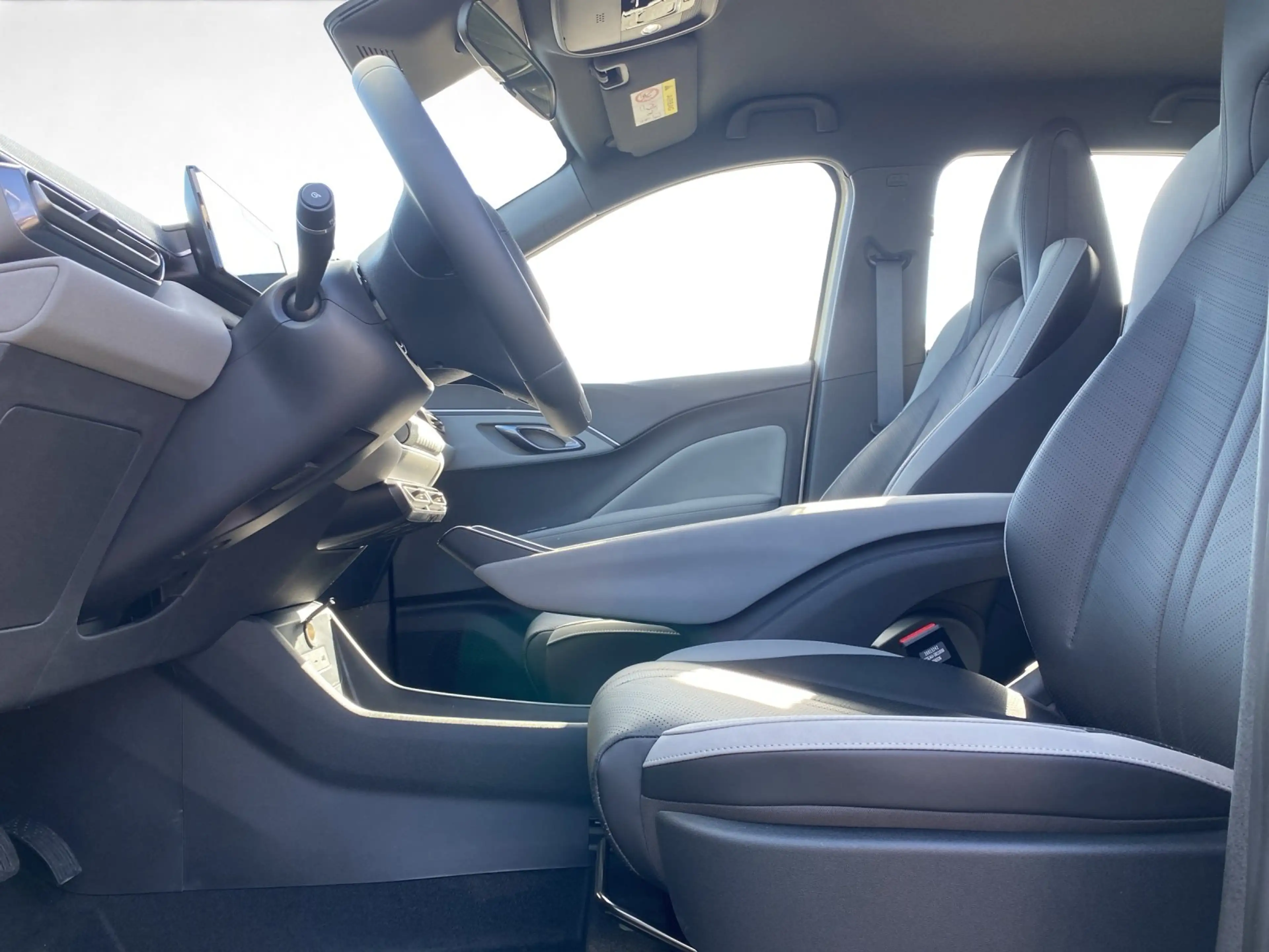 BYD Dolphin Surf 30kWh Active Carplay*Navi*DAB* — photo 12