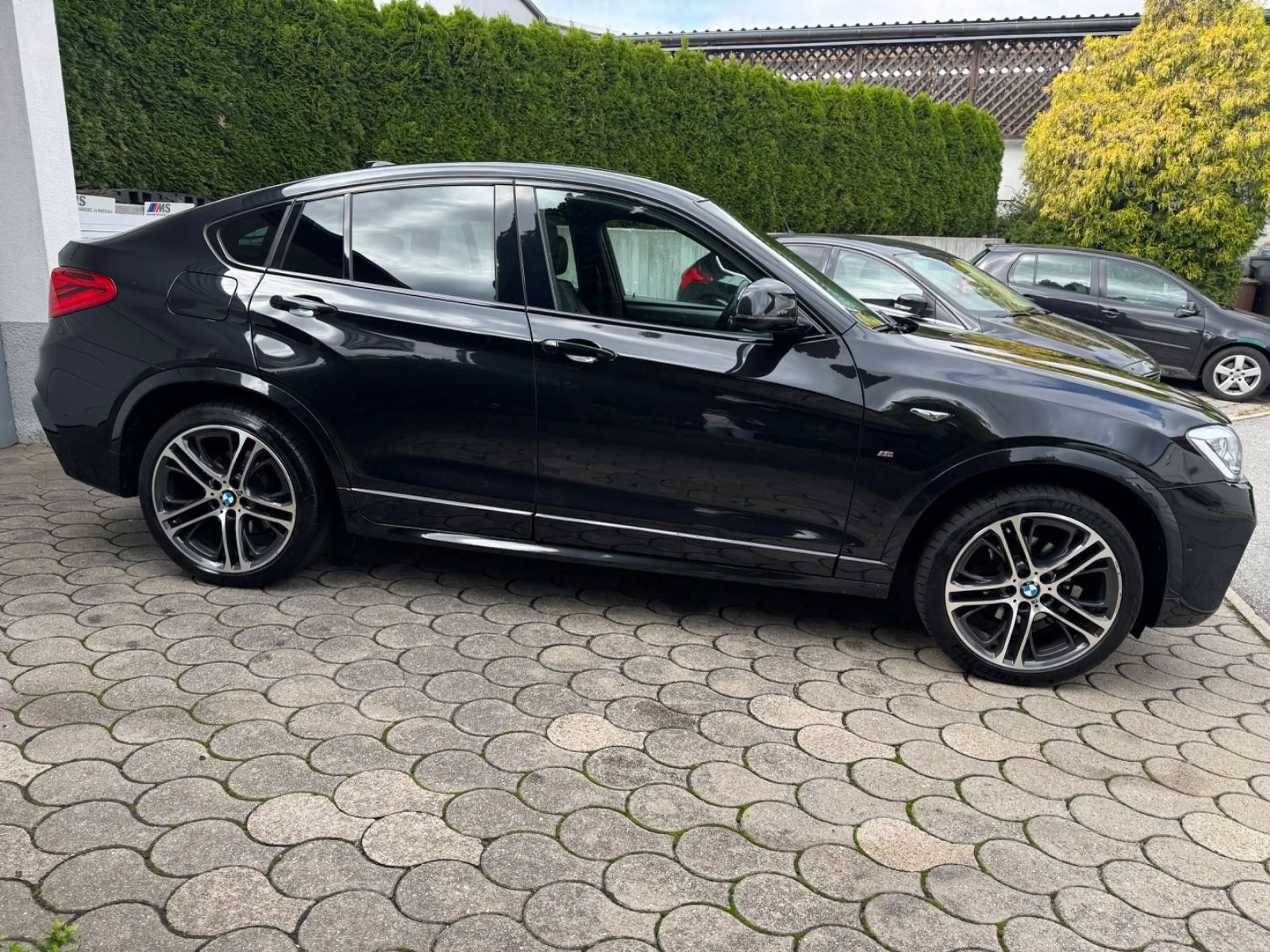 BMW X4 xDrive 20 d M Sport — photo 6