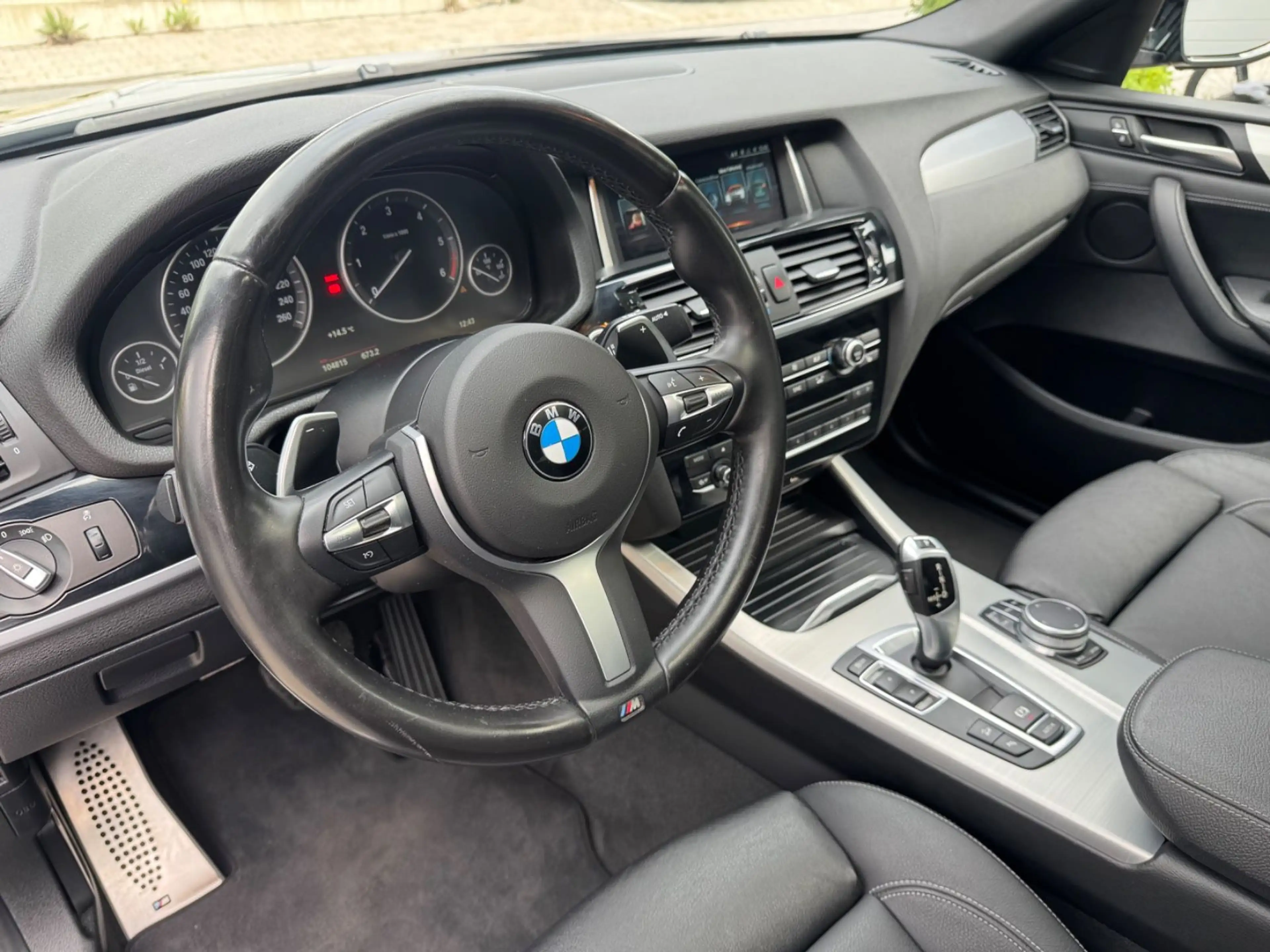 BMW X4 xDrive 20 d M Sport — photo 13