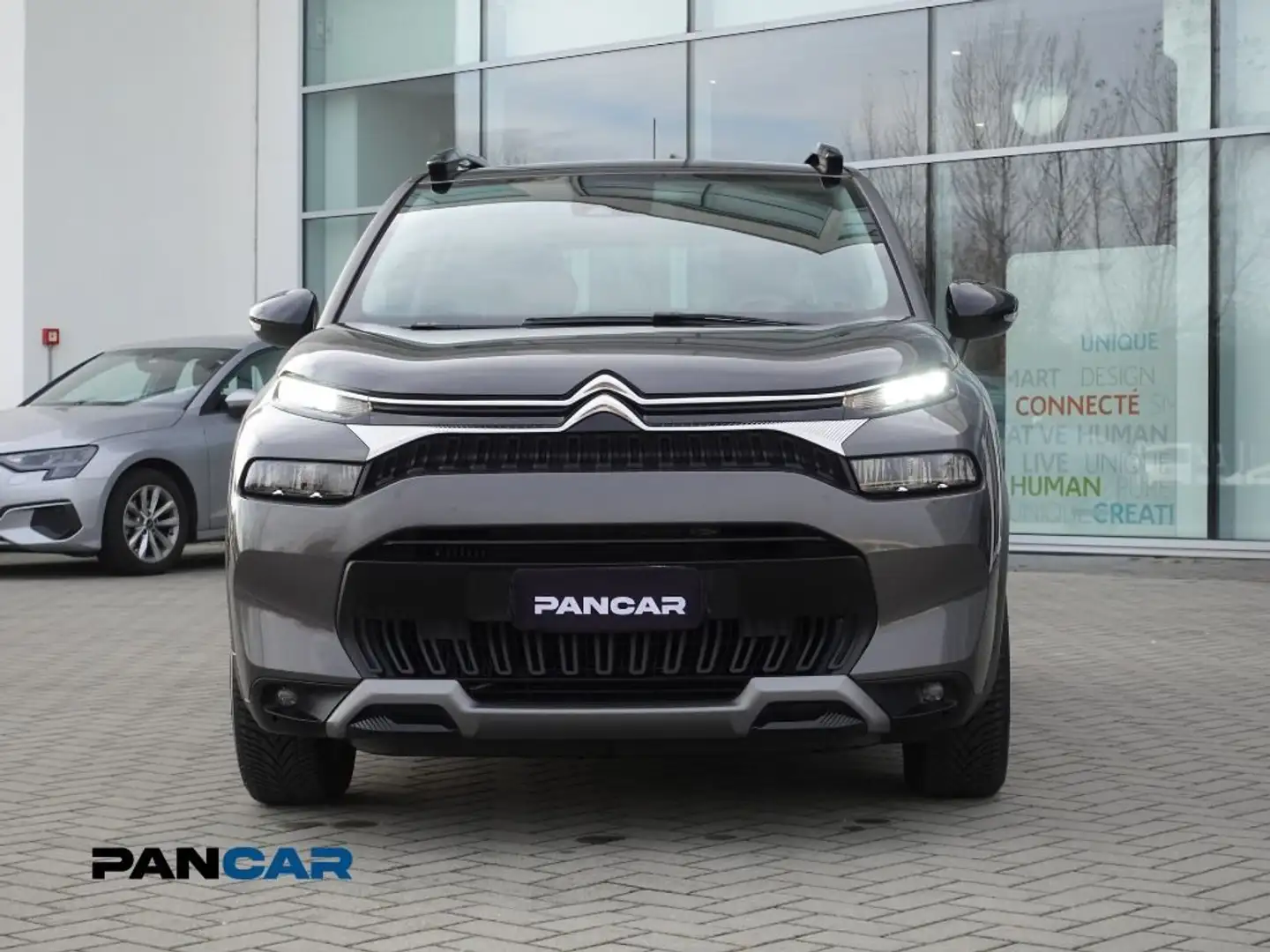 Citroen C3 Aircross 1.5 bluehdi Shine Pack Gris - 2