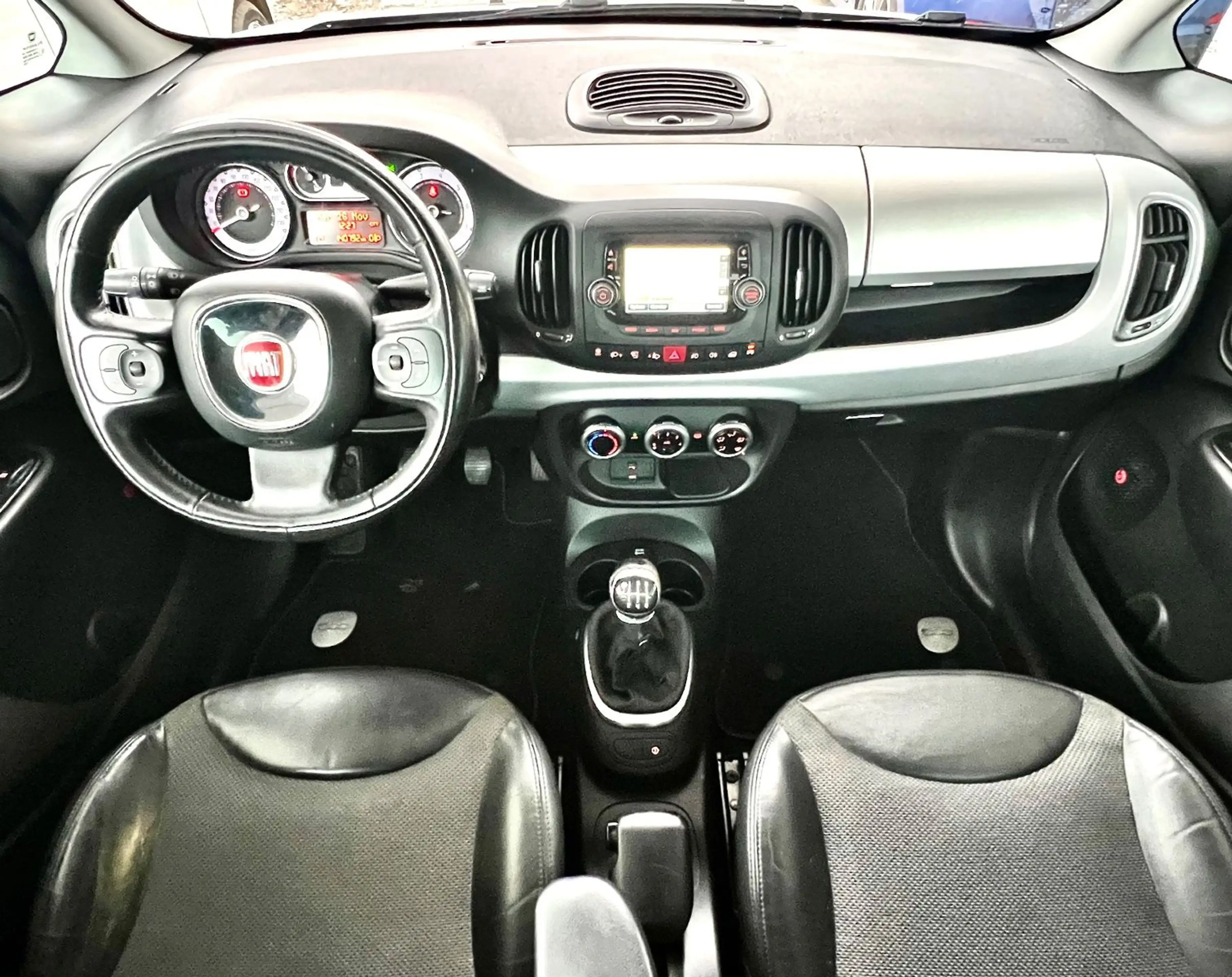 Fiat 500L 1.6 JTDM Beats Edition *NAVI*KLIMA* — photo 11