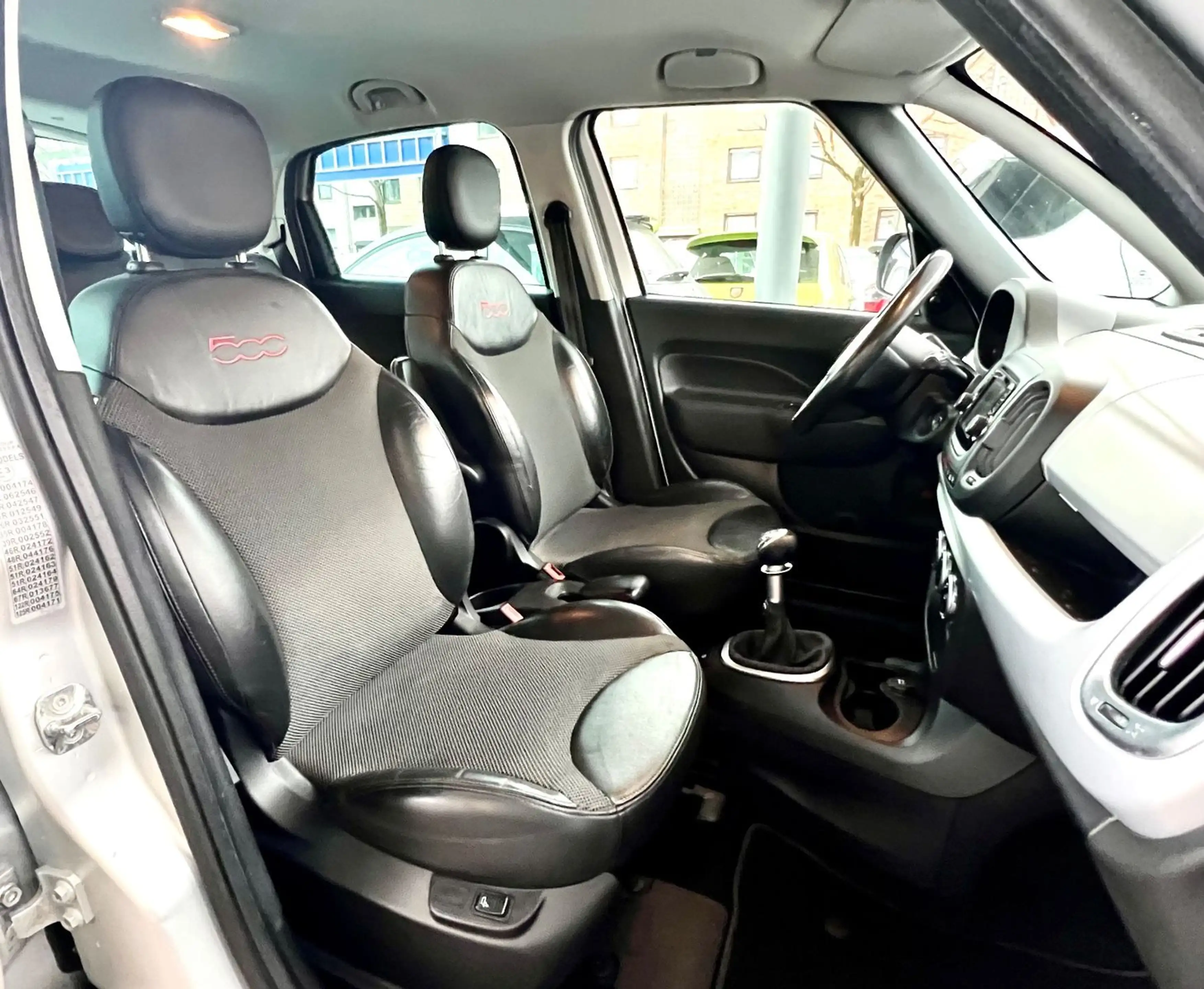 Fiat 500L 1.6 JTDM Beats Edition *NAVI*KLIMA* — photo 8
