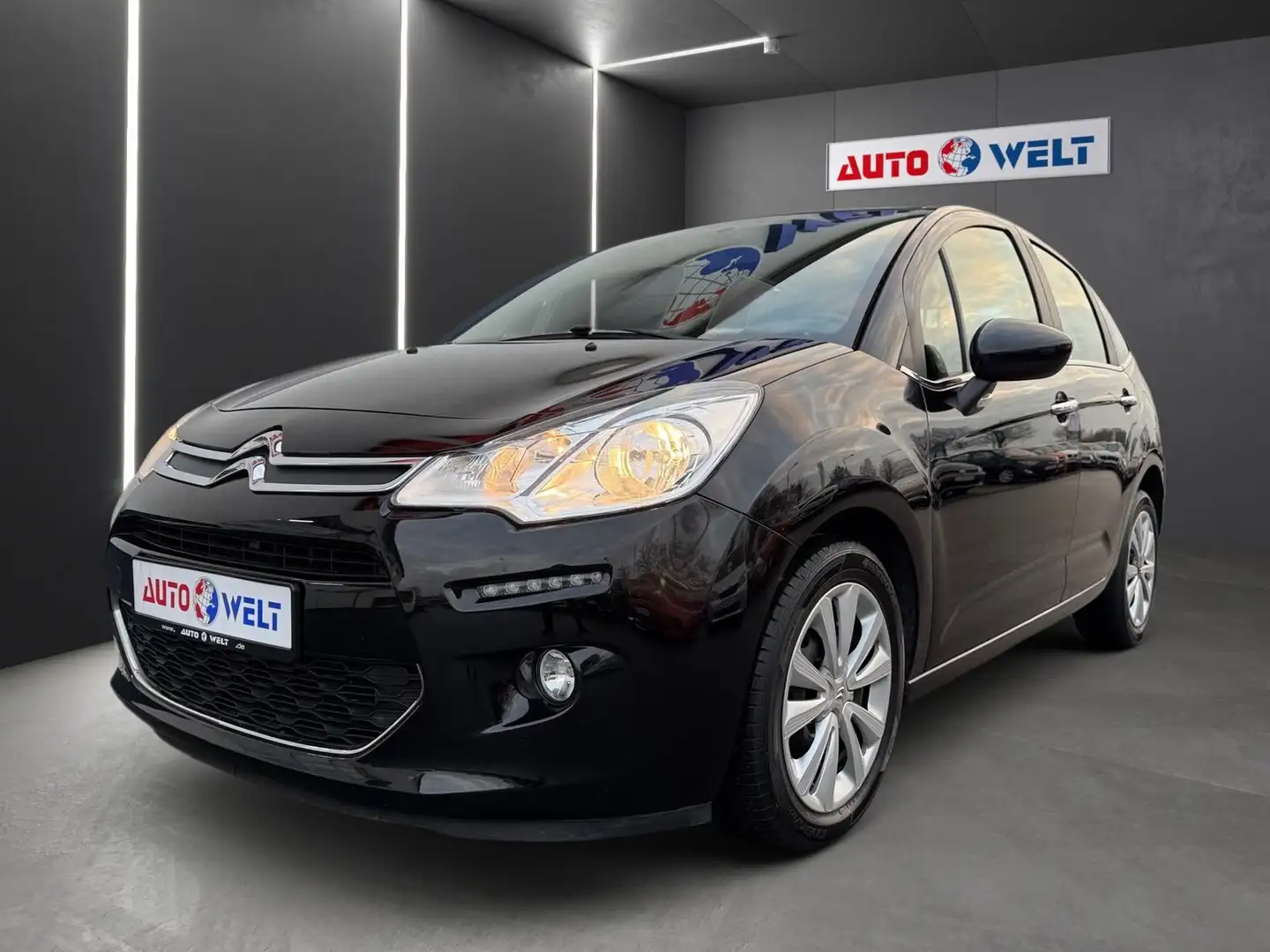 Citroen C3 1.2 12V VTi Feel Tempomat Sitzheizung PDC AUX Zwart - 1