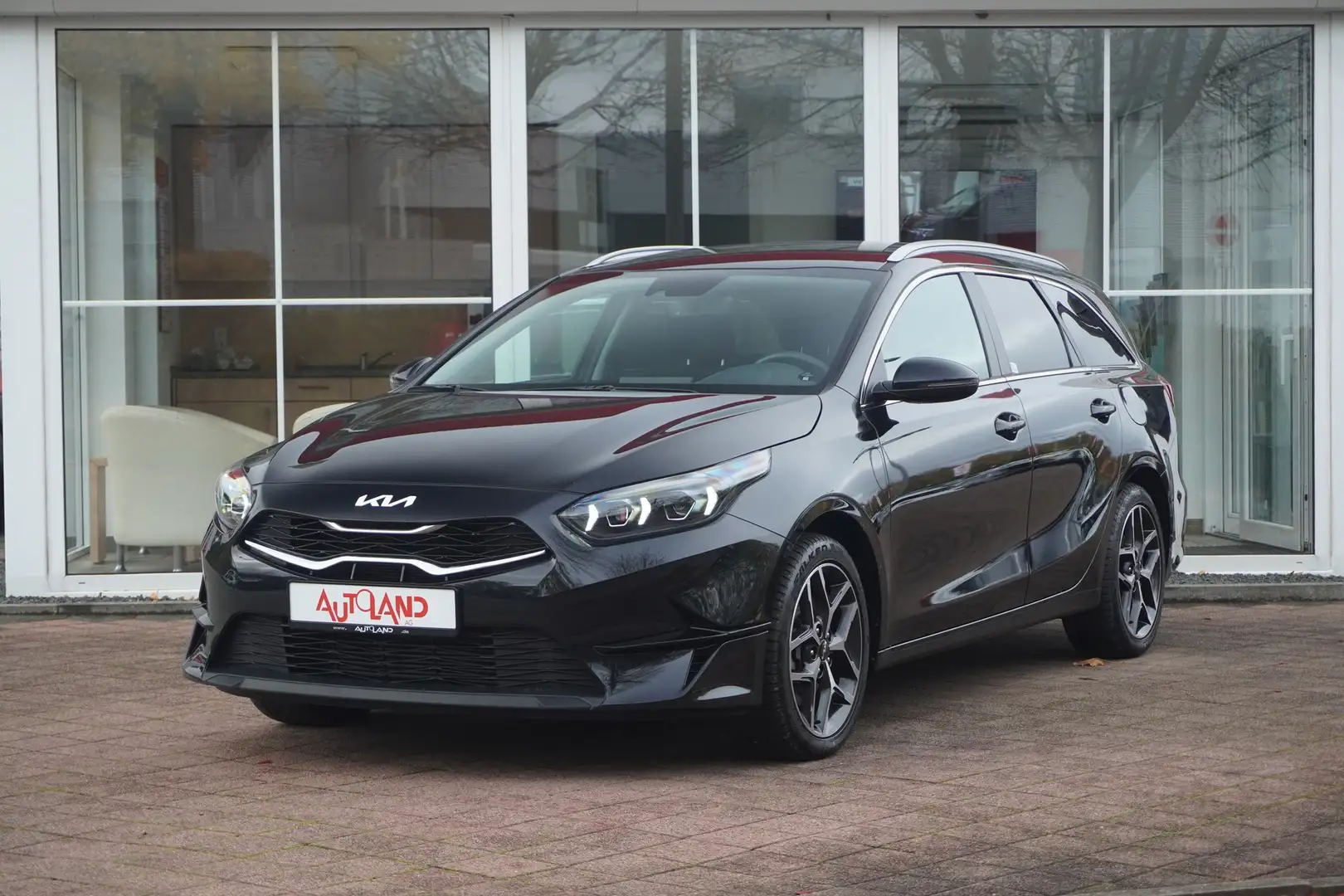 Kia Ceed SW / cee'd SW Ceed SW 1.5 T-GDI LED Navi Kamera Sitzheizung Schwarz - 2