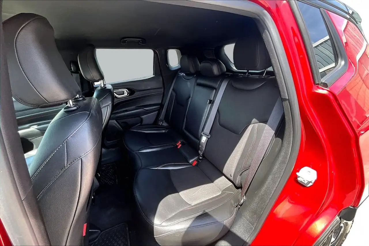 Jeep Compass снимка Jeep Compass