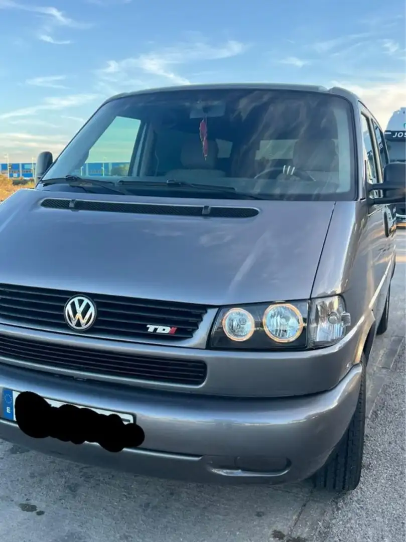 Volkswagen Transporter Gris - 1