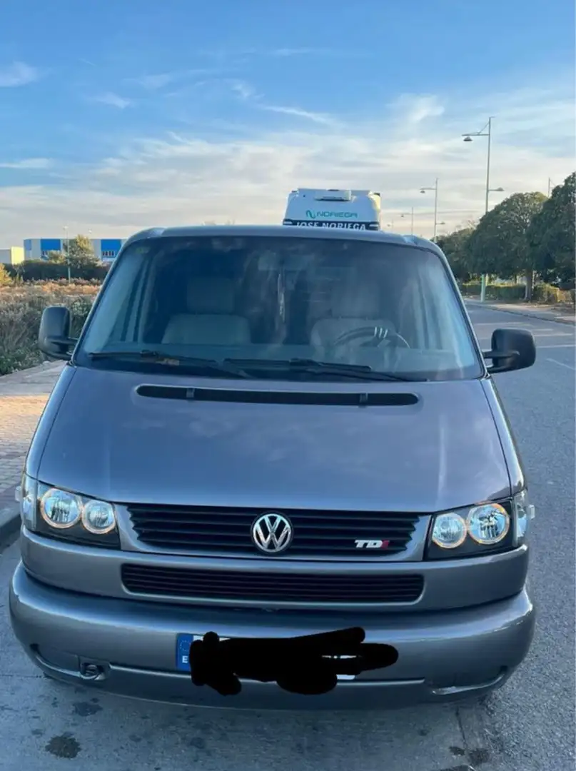 Volkswagen Transporter Gris - 2
