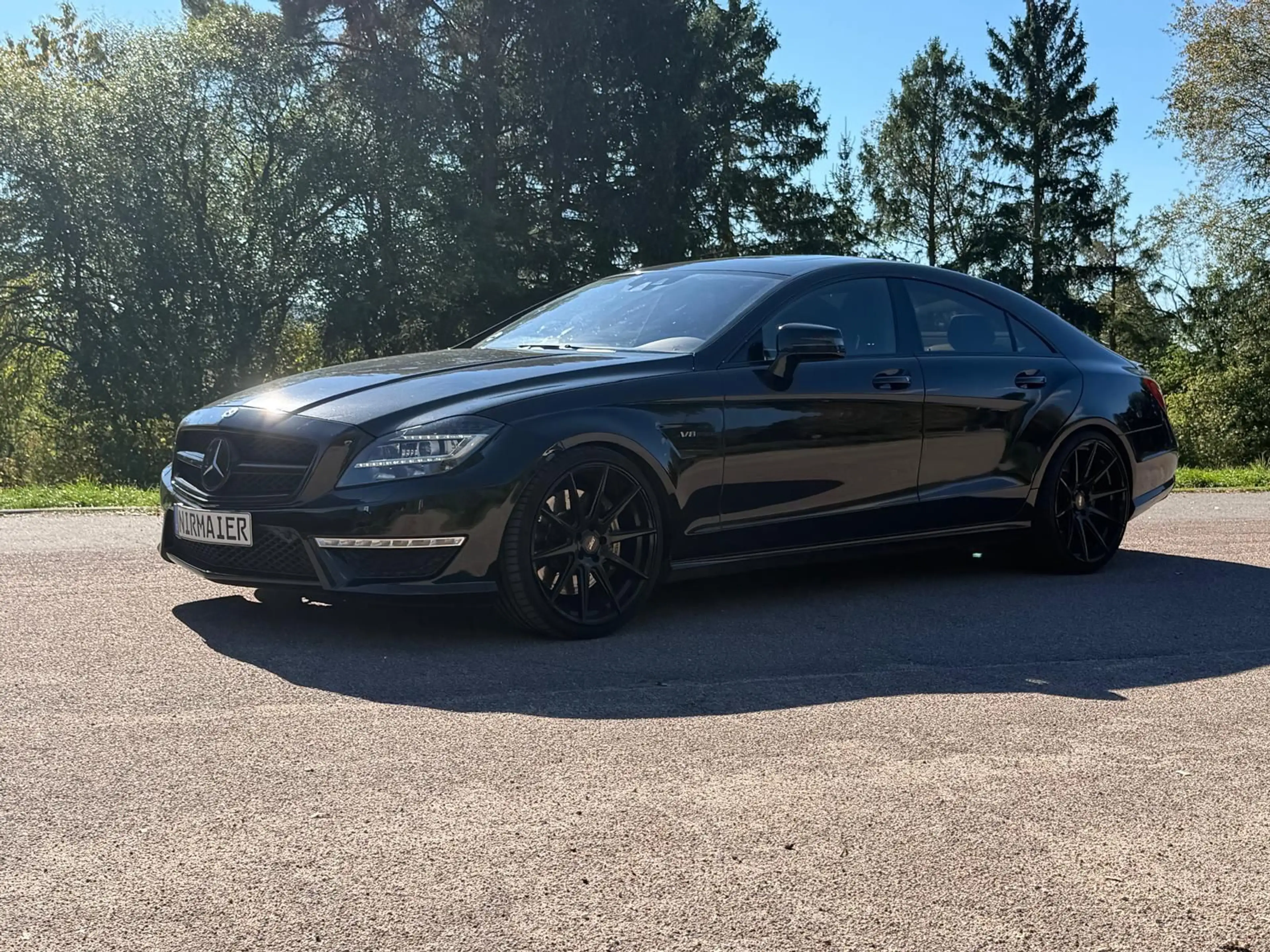 Mercedes-Benz CLS 63 AMG SITZKLIMA SD NACHTSICHT AMBIENTE TOP — photo 4