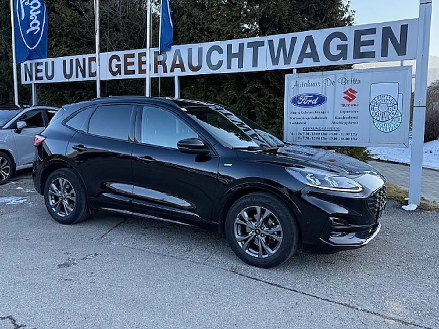 Ford Kuga 1,5 EcoBlue ST-Line Aut. Schwarz - 2