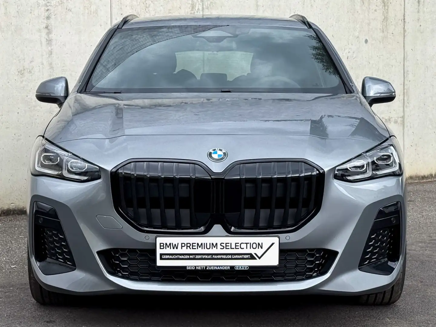 BMW 218 d Active Tourer Grau - 2