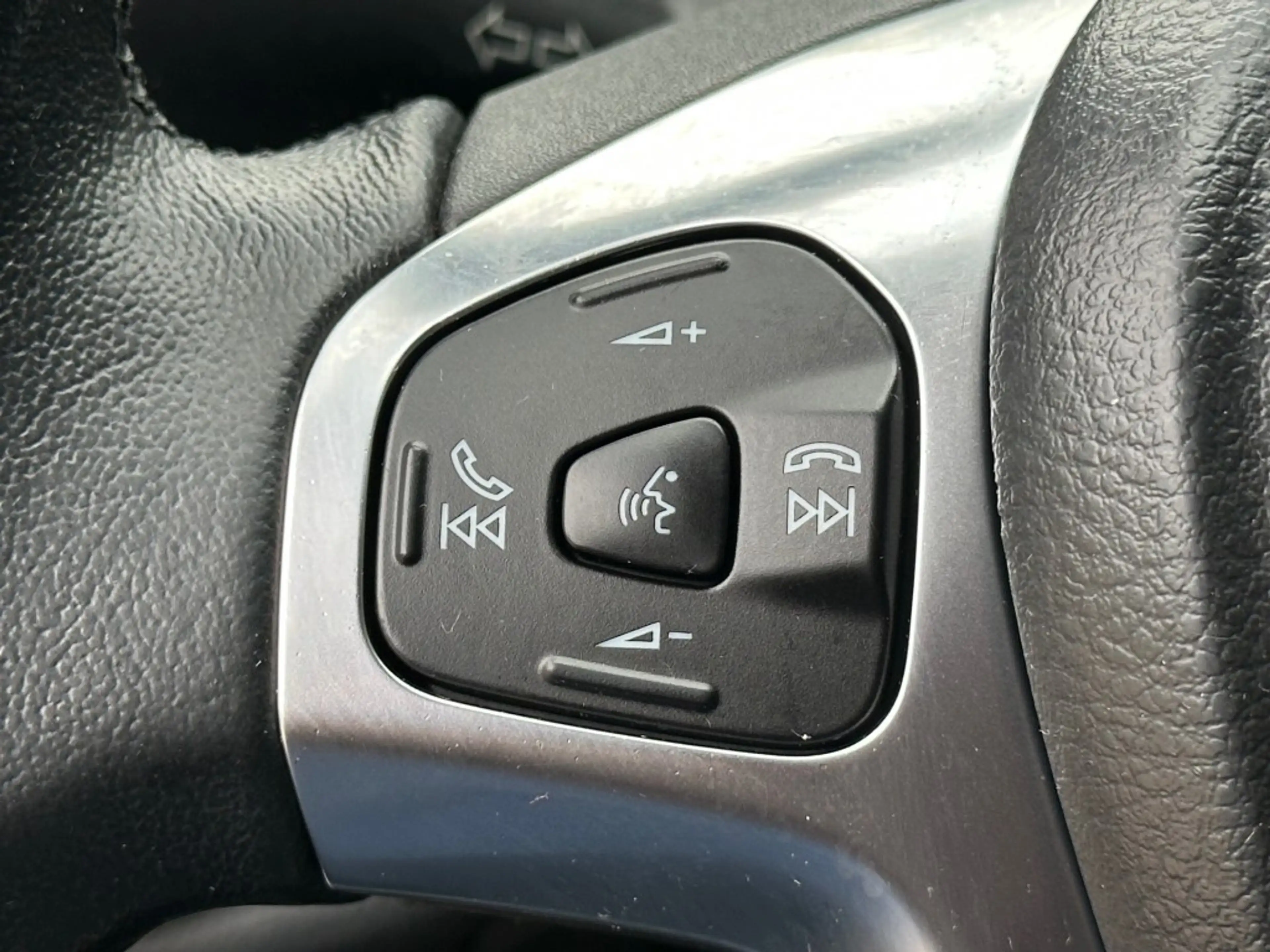 Ford B-Max 1.0 EcoBoost Titanium navi Airco Cruise Trekhaak N — photo 15