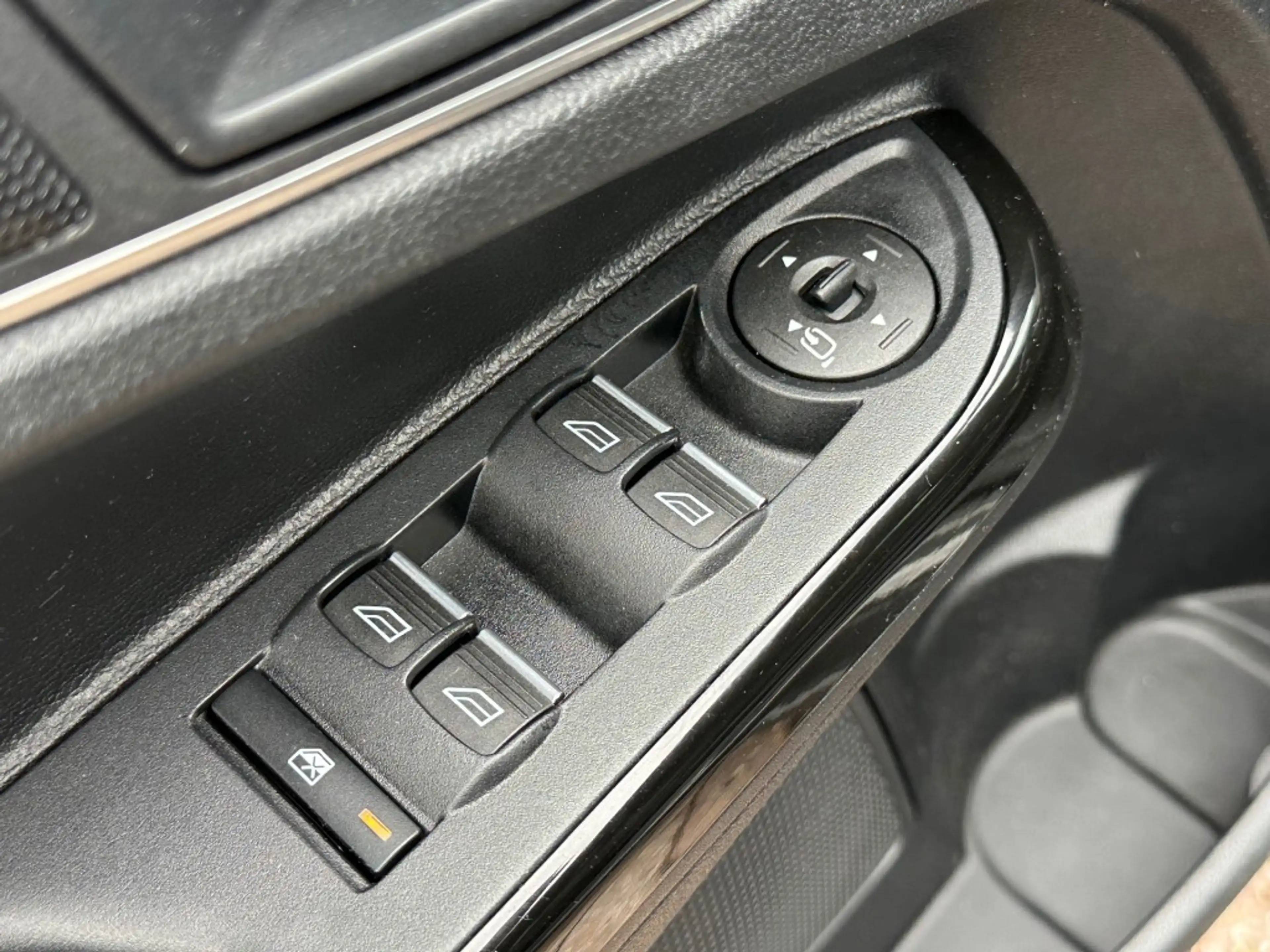 Ford B-Max 1.0 EcoBoost Titanium navi Airco Cruise Trekhaak N — photo 22