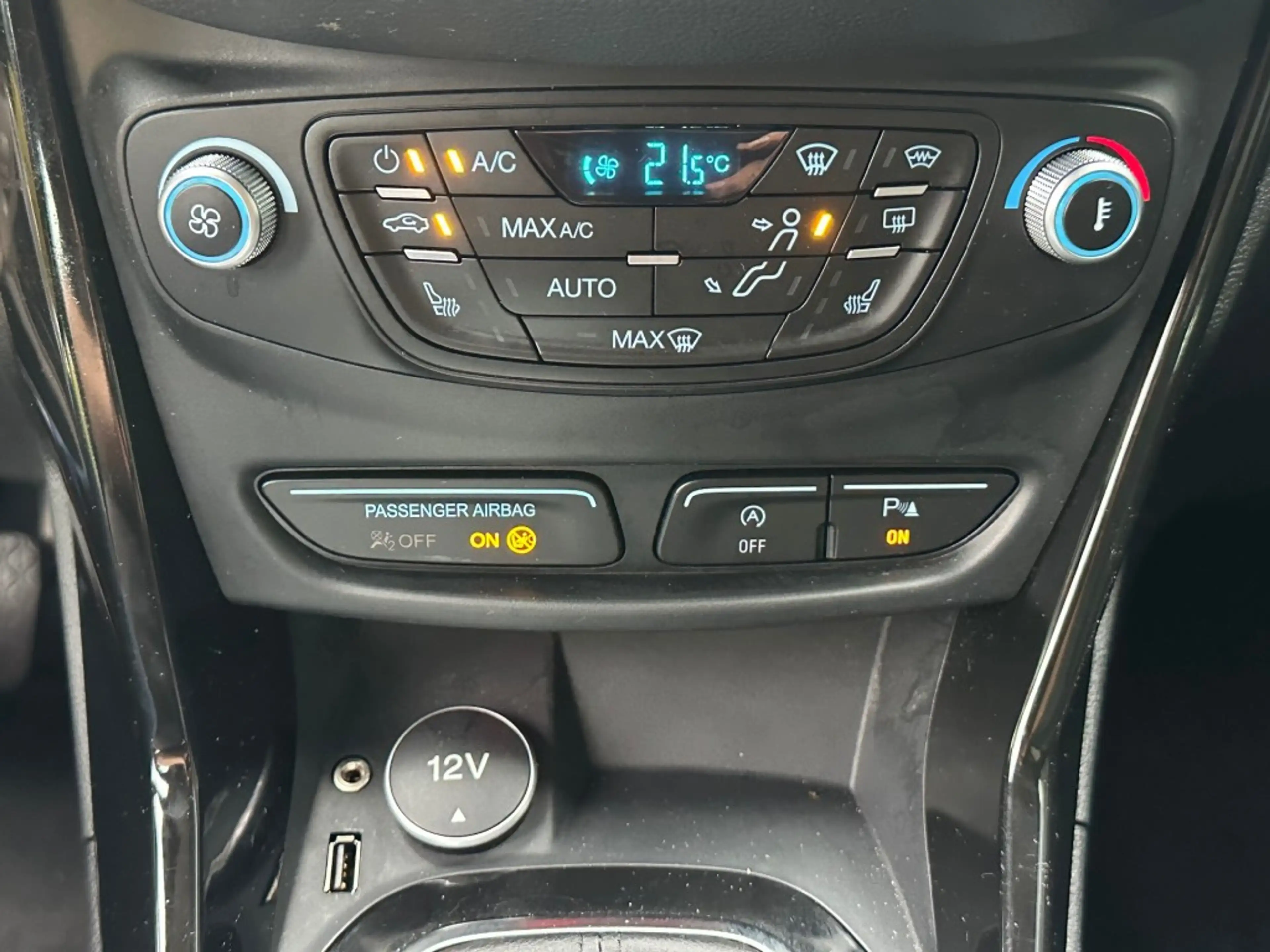 Ford B-Max 1.0 EcoBoost Titanium navi Airco Cruise Trekhaak N — photo 20