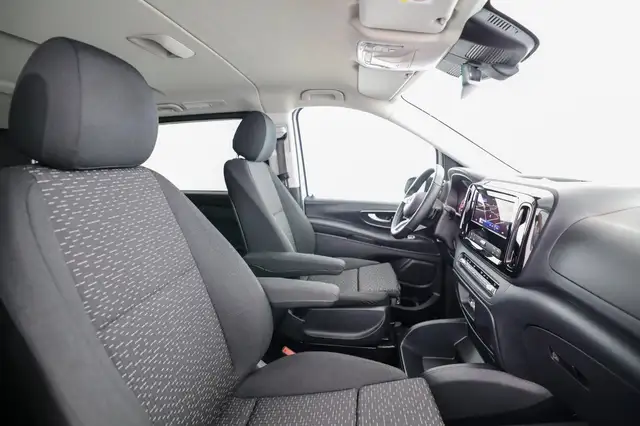 Mercedes-Benz Vito 116 CDI Kombi 4x4 PRO Lang AHK 2,5t 8 Sitze Ansicht 17