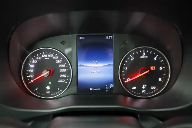 Mercedes-Benz Vito 116 CDI Kombi 4x4 PRO Lang AHK 2,5t 8 Sitze Ansicht 13