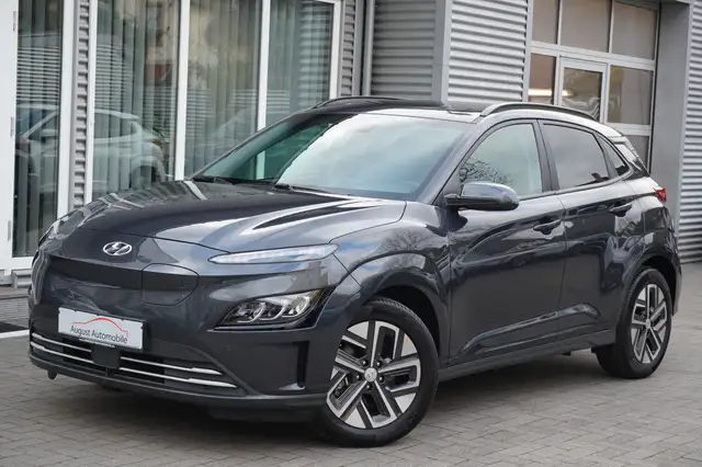 Hyundai KONA 2WD 3Phasen W-pump Navi Totwinke ACC Kamera