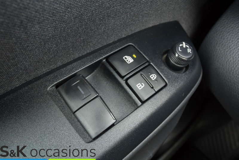 Toyota Yaris 1.5 Hybrid 115 Business 10j Garantie — photo 13