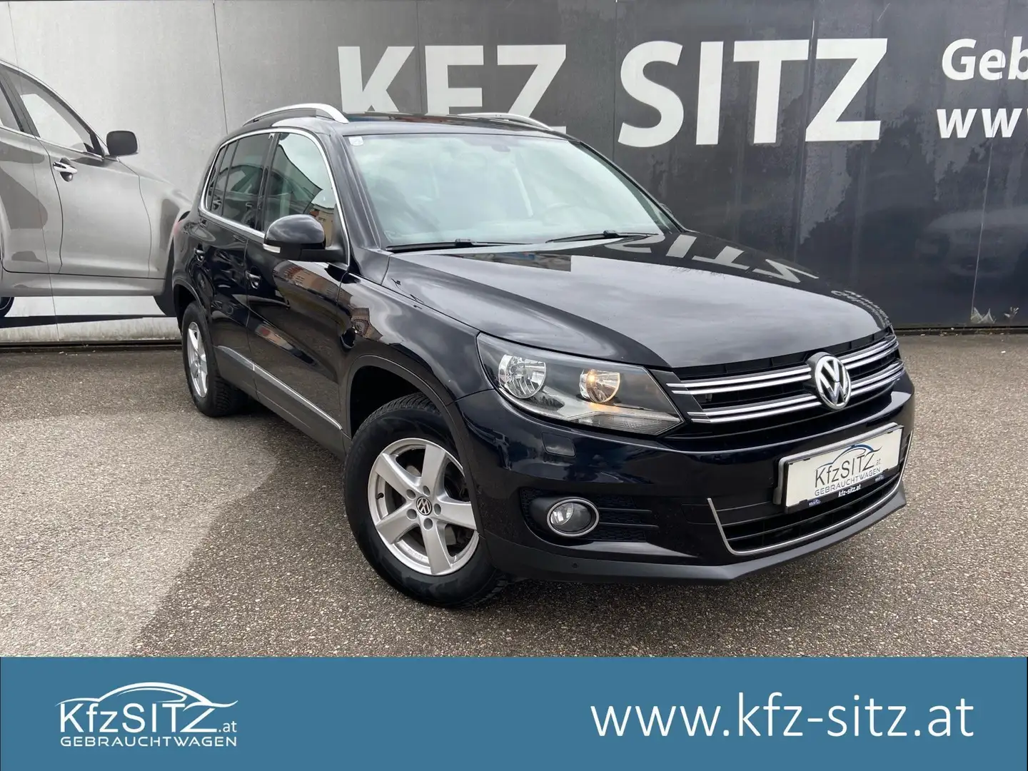 Volkswagen Tiguan 2,0 TDI Sport&Style BMT DPF Noir - 1