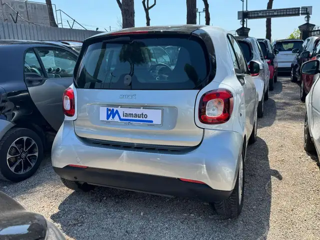 Smart Fortwo view 3