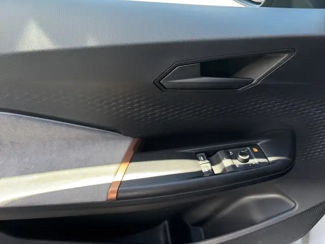 Cupra Born view 15