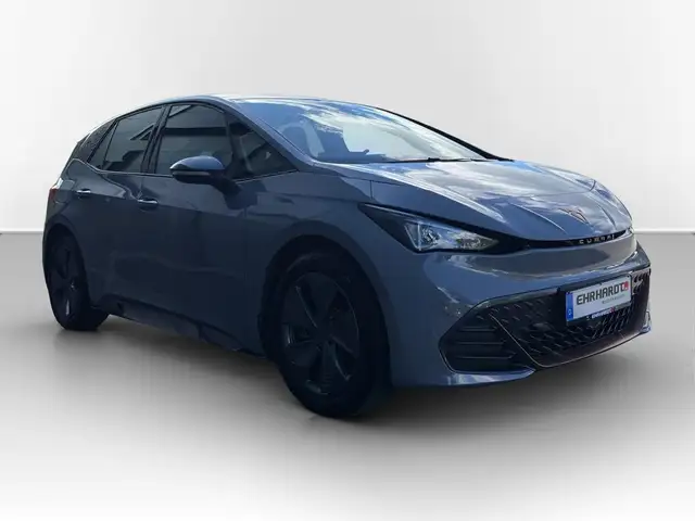 Cupra Born view 3