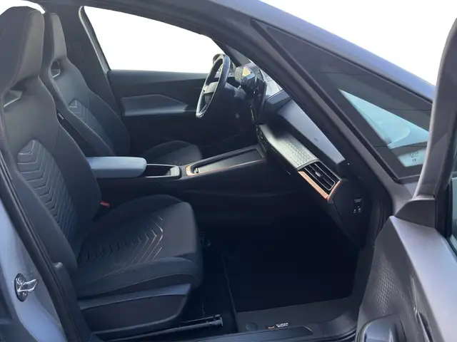 Cupra Born view 12