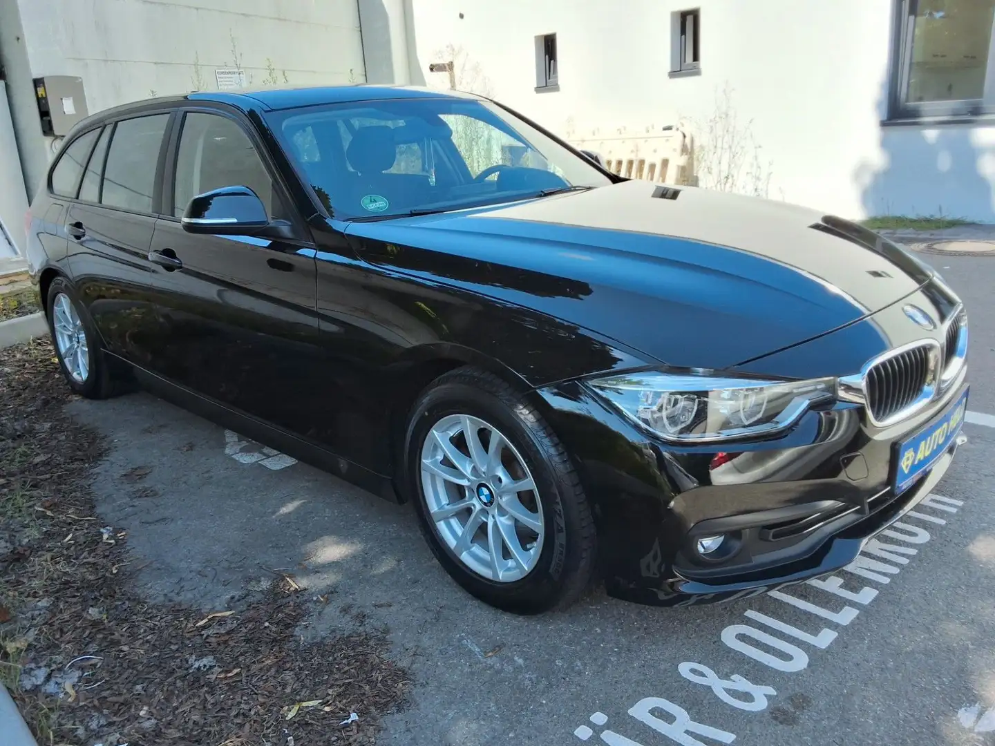 BMW 318 Baureihe 3 Touring 318 d Schwarz - 2