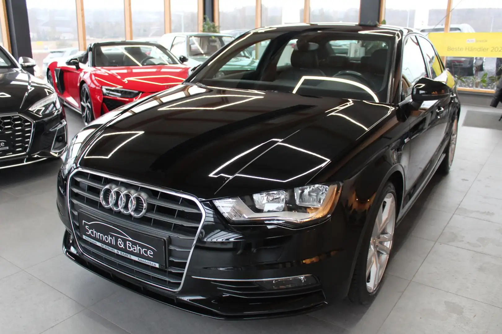 Audi A3 Limo. 1.4 TFSI S line Sportpaket ultra Schwarz - 1
