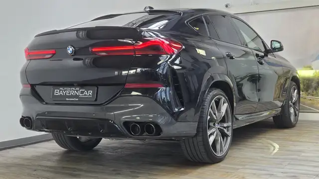 BMW X6 view 6