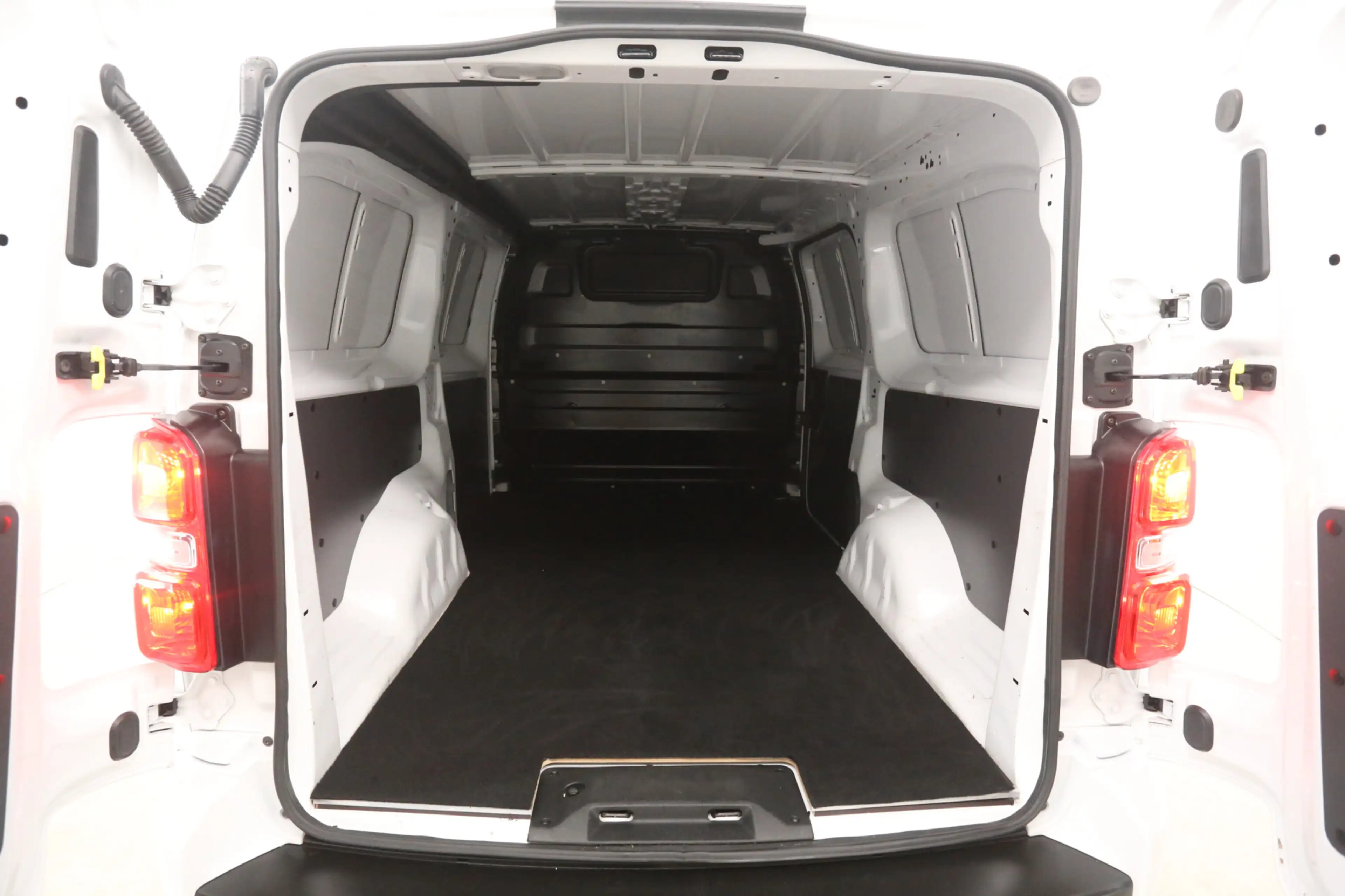 Peugeot e-Expert Citroën e-Jumpy 75 kWh L3H1 | Snelladen | SOH 91% — photo 3