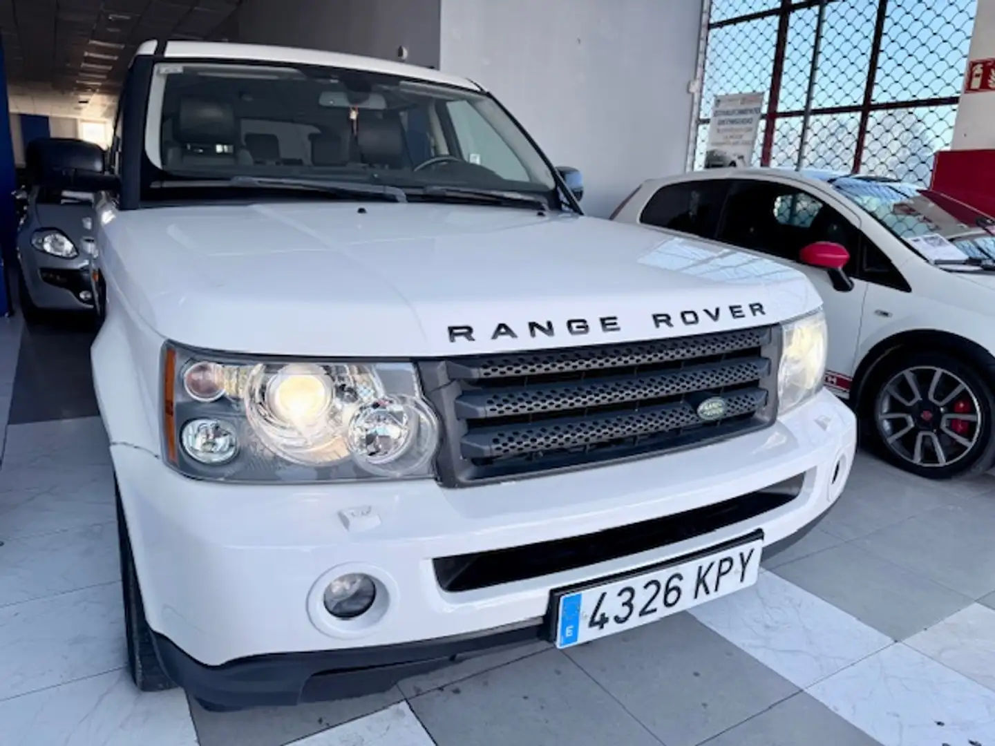Land Rover Range Rover Sport 2.7TDV6 HSE Aut. Blanc - 1