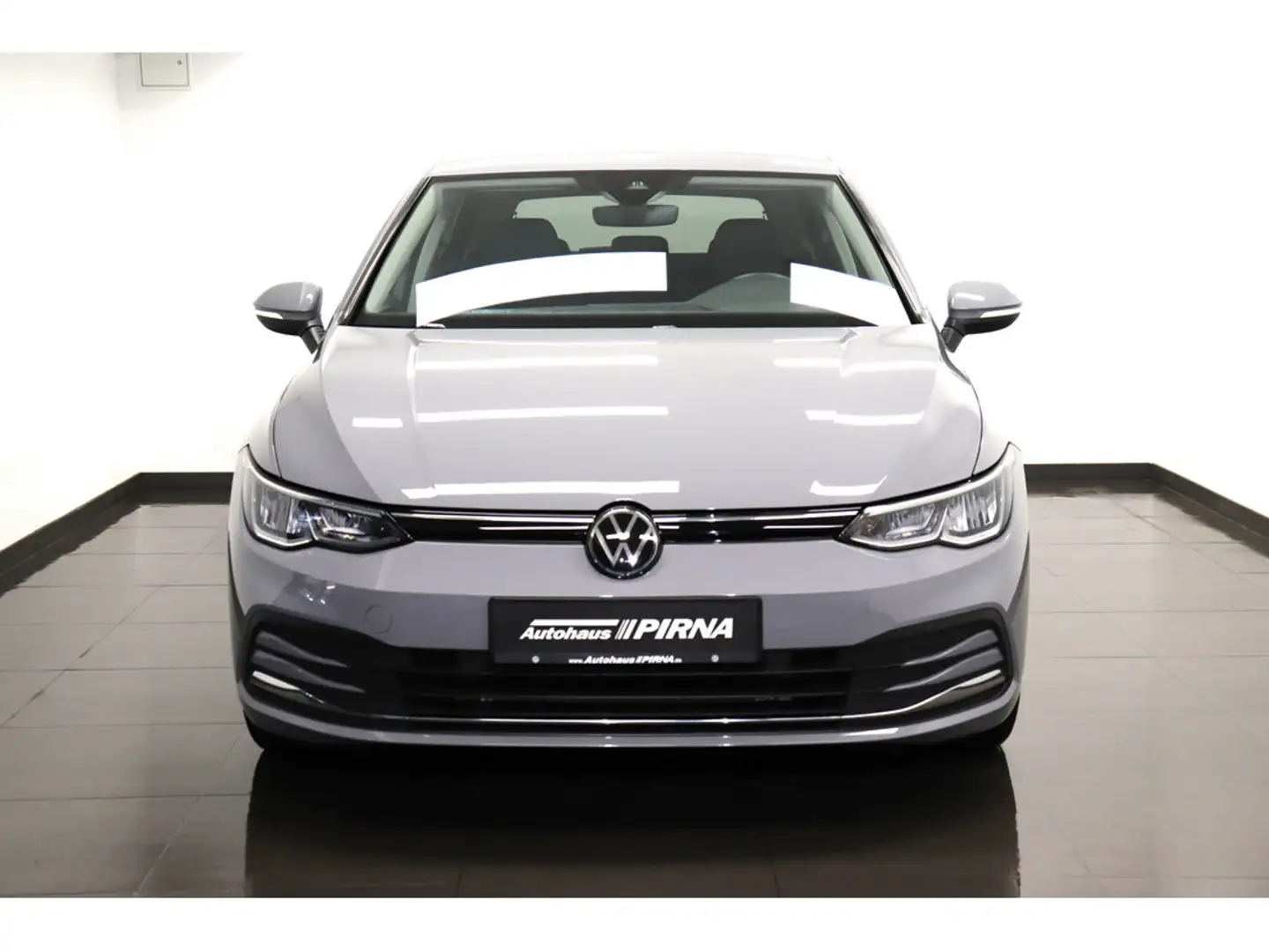 Volkswagen Golf VIII Life 1.0 NAVI LED Grigio - 2