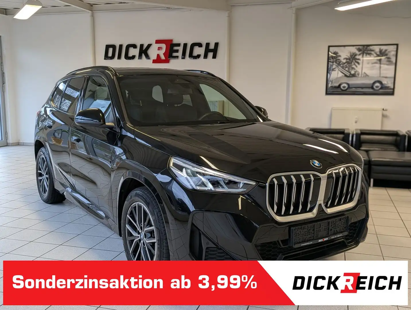 BMW X1 18d sDrive M-Sport Travel-Paket Pano Cam AHK Schwarz - 1