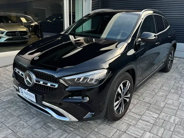 Mercedes-Benz GLA 180 GLA 180 Progressive Advanced auto
