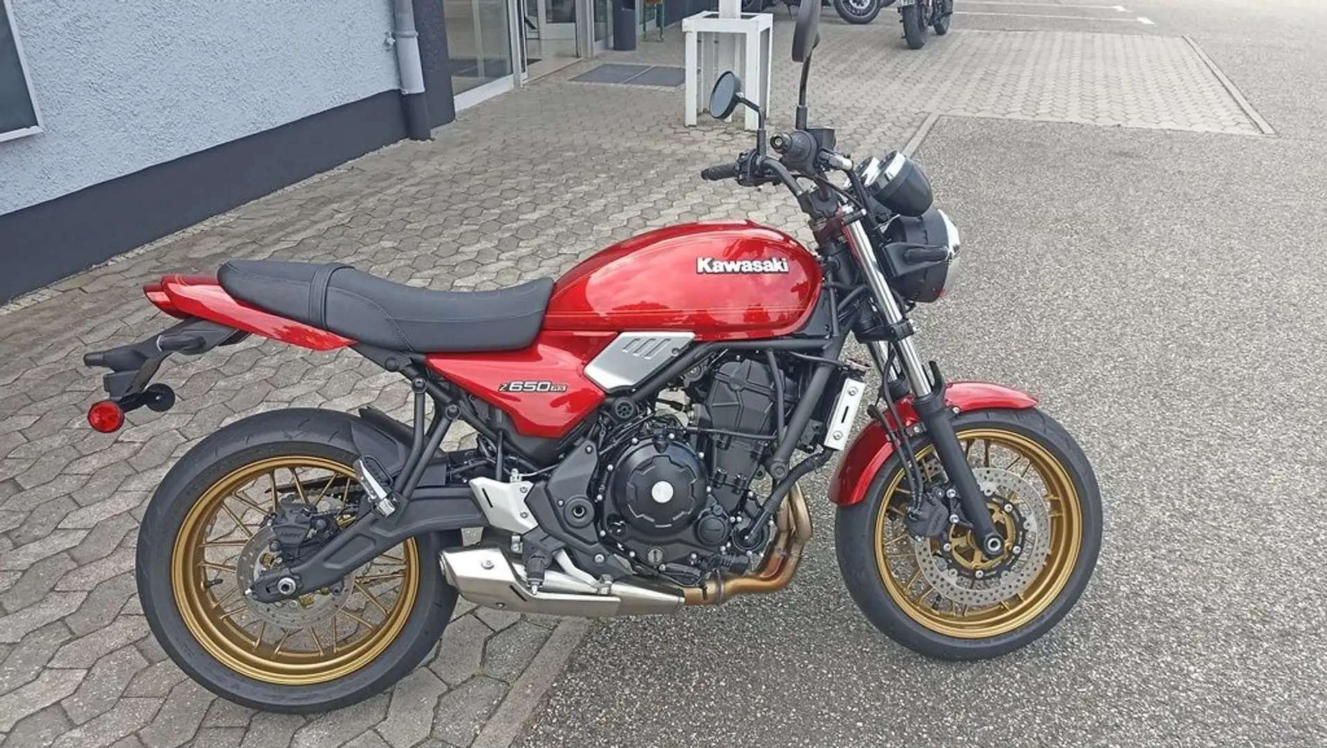 Kawasaki Z 650 RS Fast neu/erst 393 Kilometer Rouge - 2