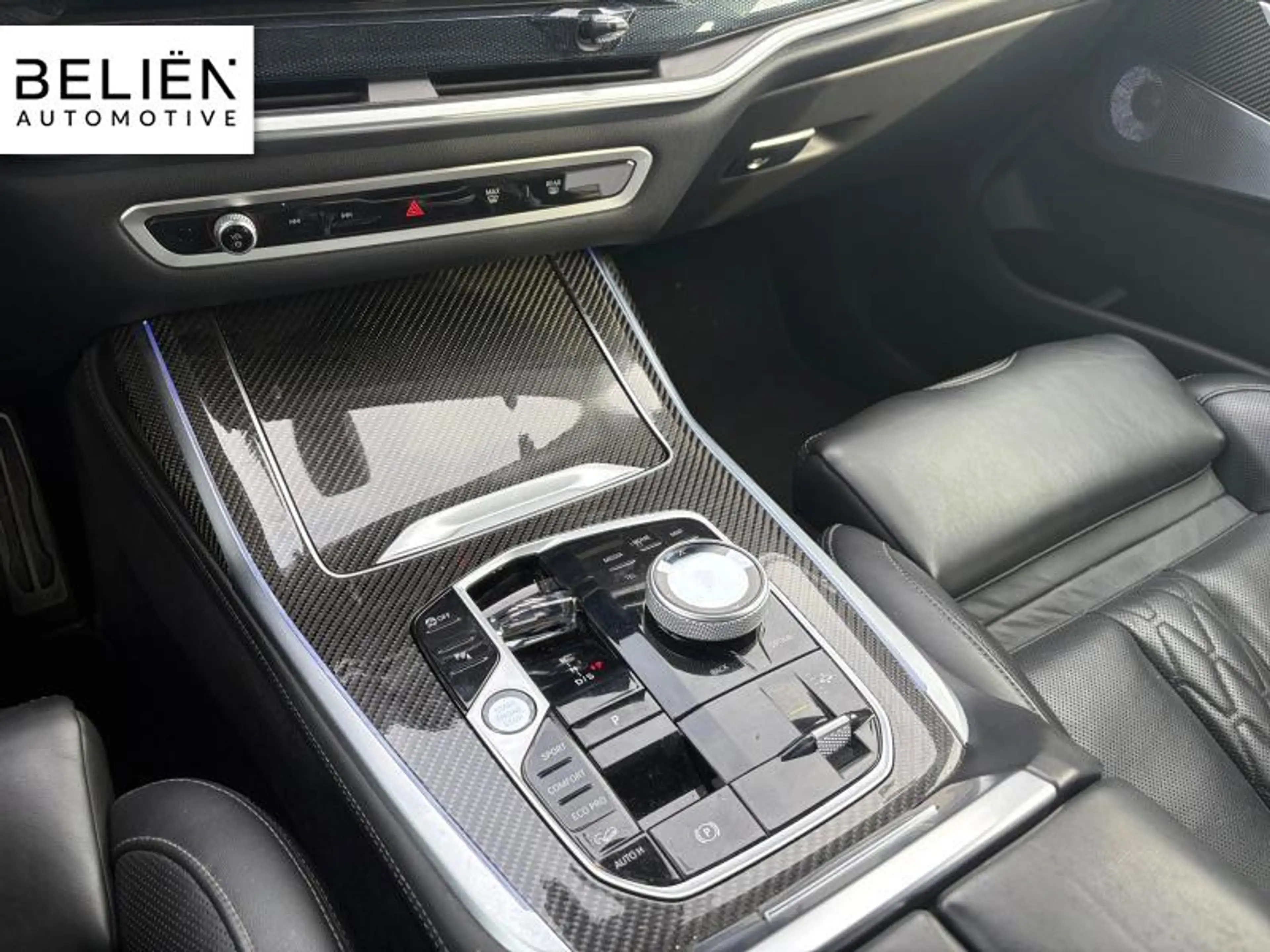 BMW X7 xdrive40i — photo 11