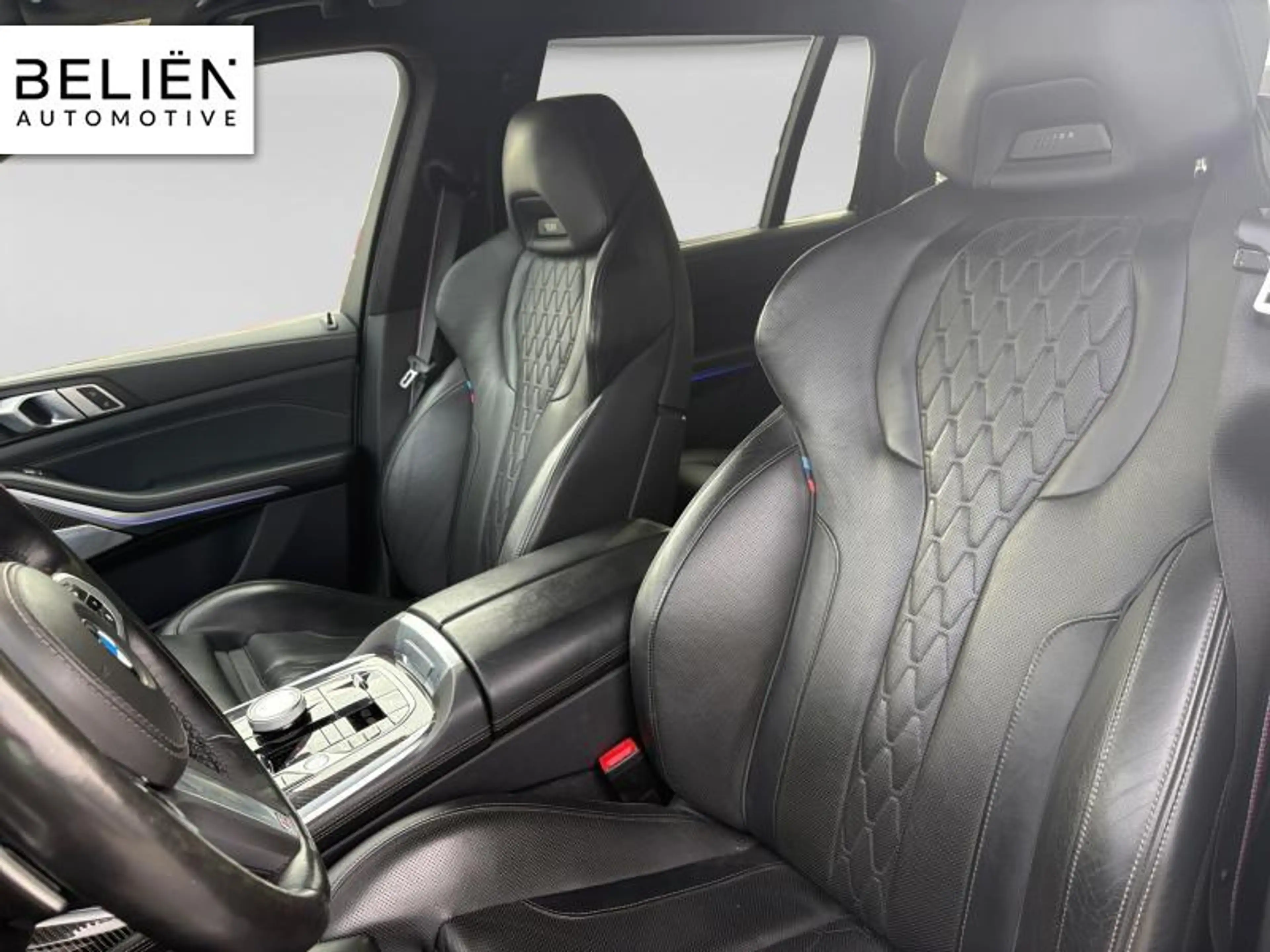 BMW X7 xdrive40i — photo 12