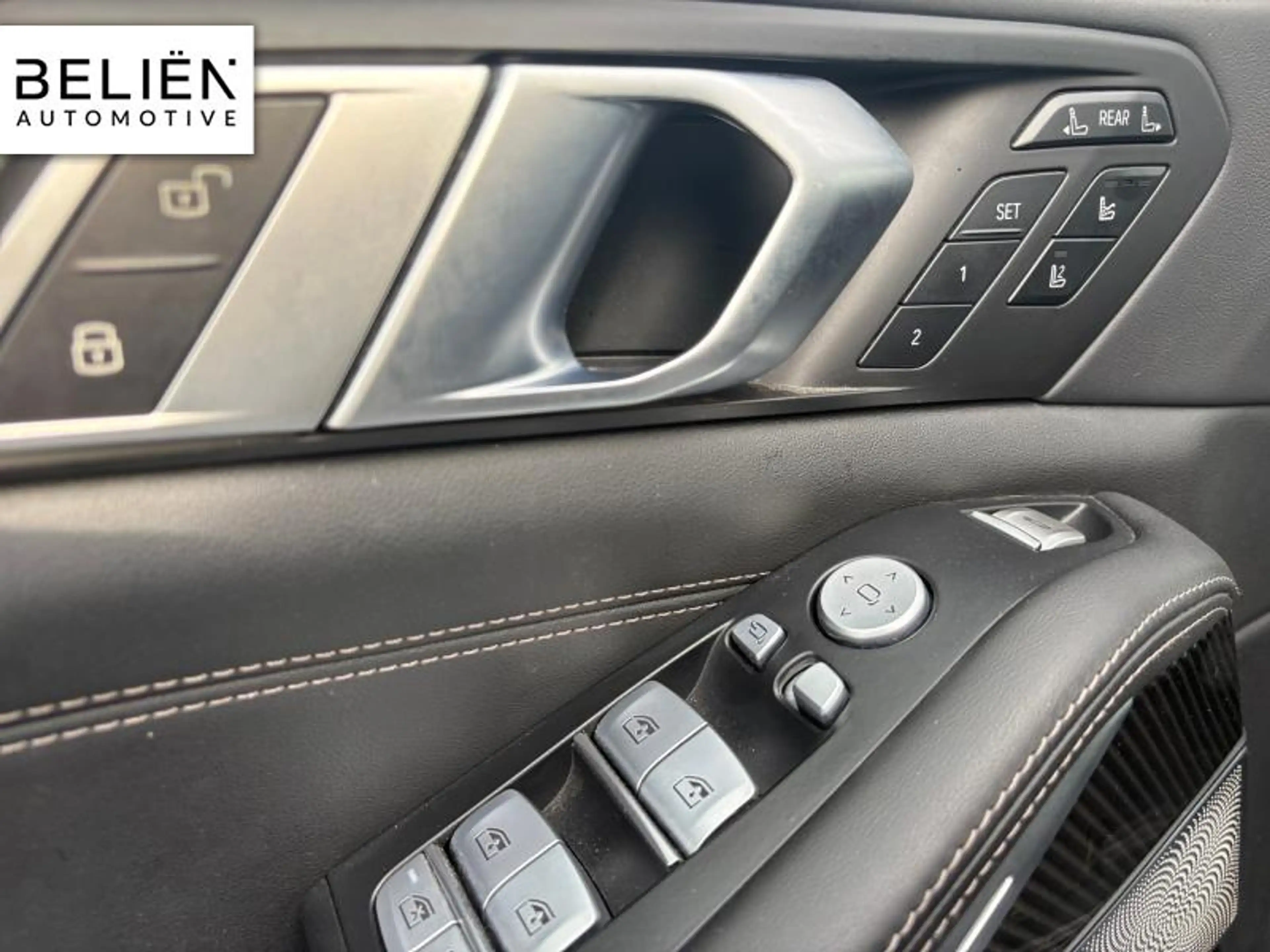 BMW X7 xdrive40i — photo 14