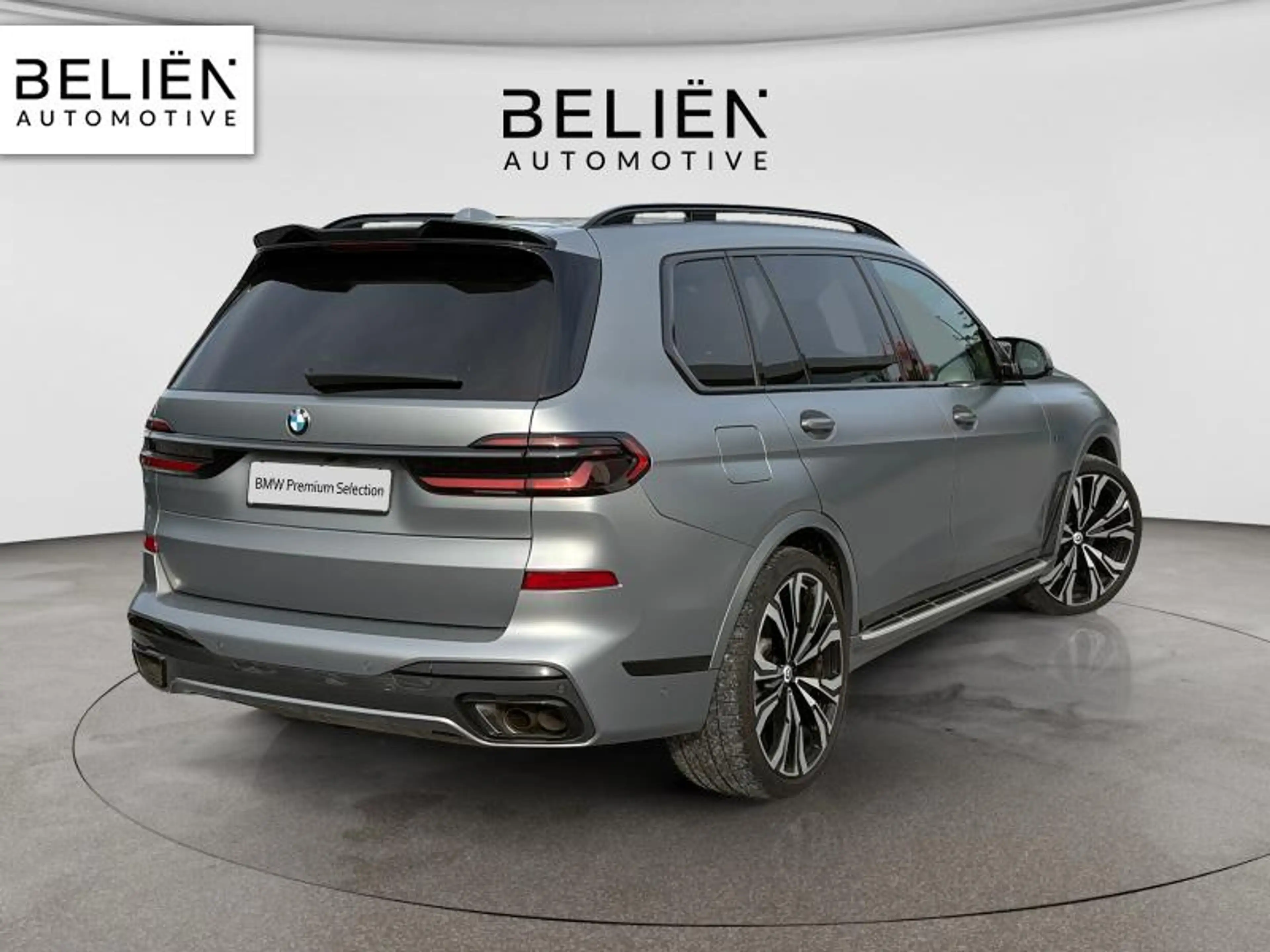 BMW X7 xdrive40i — photo 2