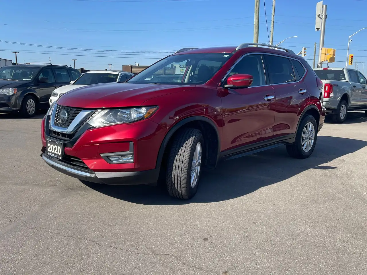 Nissan Rogue снимка Nissan Rogue