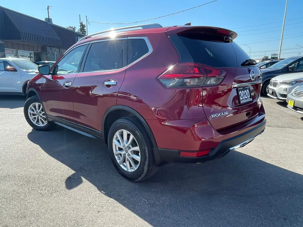 Nissan Rogue снимка Nissan Rogue