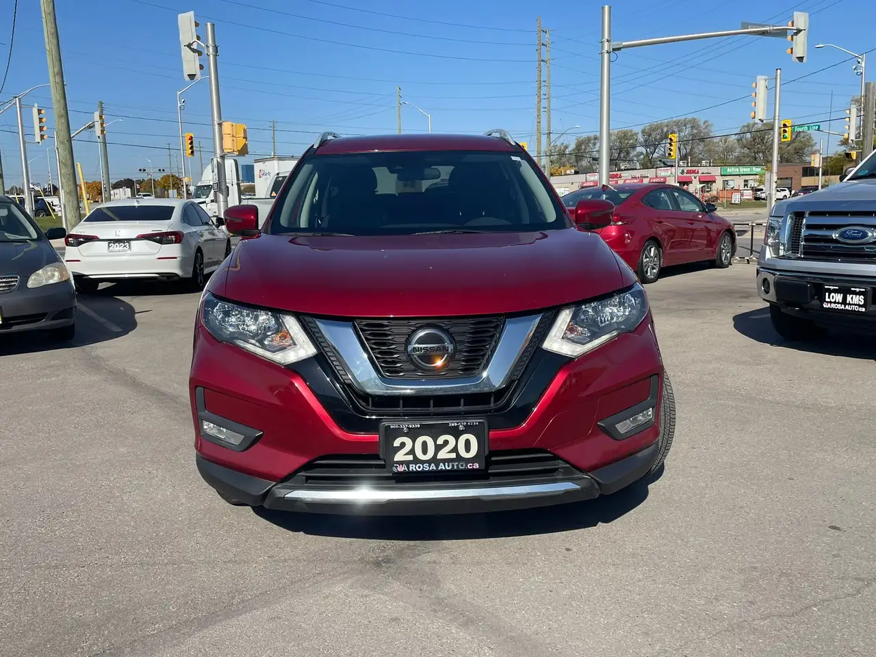 Nissan Rogue снимка Nissan Rogue