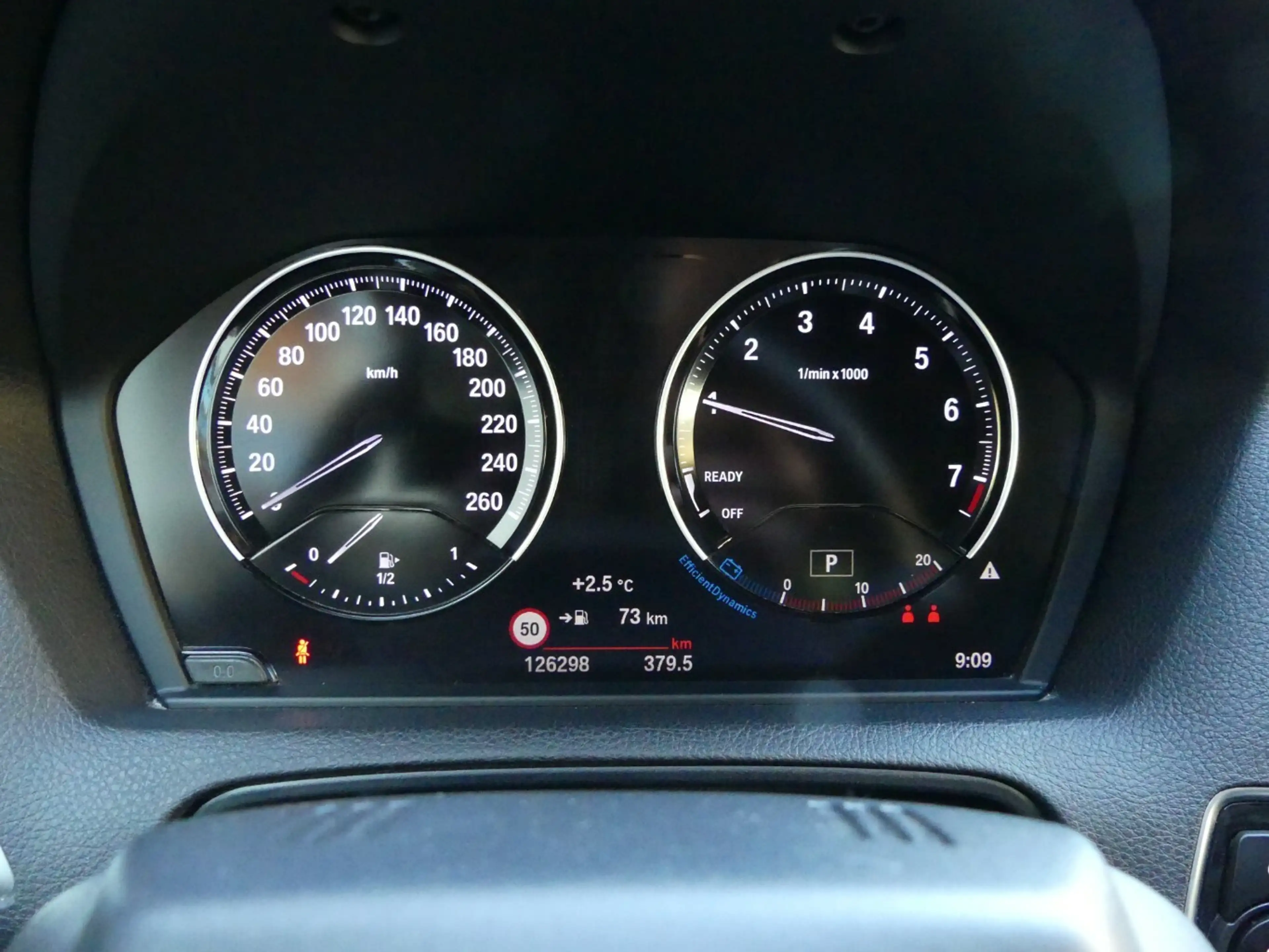 BMW 220 Cabrio M Sport — photo 11