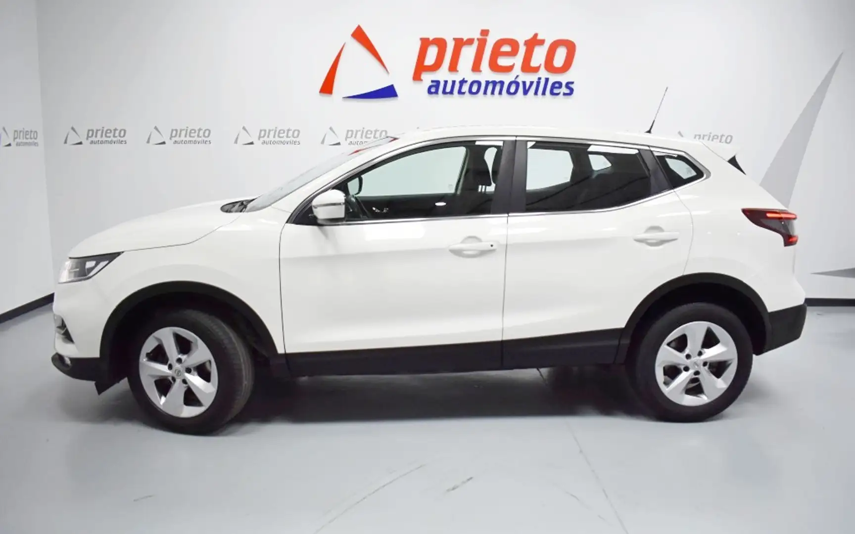 Nissan Qashqai 1.5dCi Acenta 4x2 85kW Blanc - 2