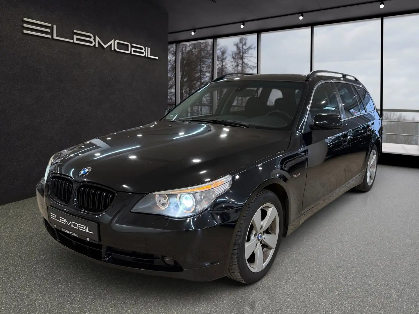 BMW 530 i xDrive Touring-Panorama-Navi Prof.- Xenon Schwarz - 2