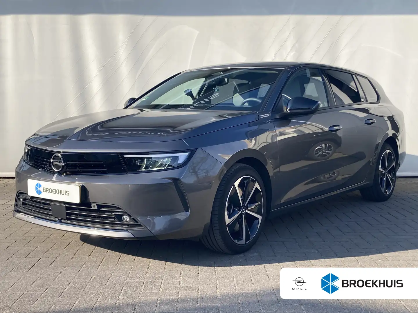 Opel Astra Sports Tourer 1.6 Hybrid Level 2 | Clima | Adapt-C Grijs - 1