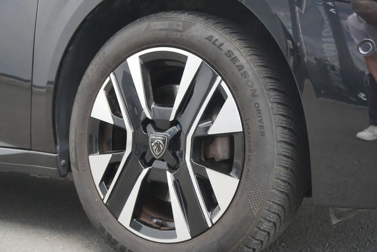 Peugeot 208 1.2 Allure Pack Pure Tech *ACC*App*Kamera*, миниатюра 10