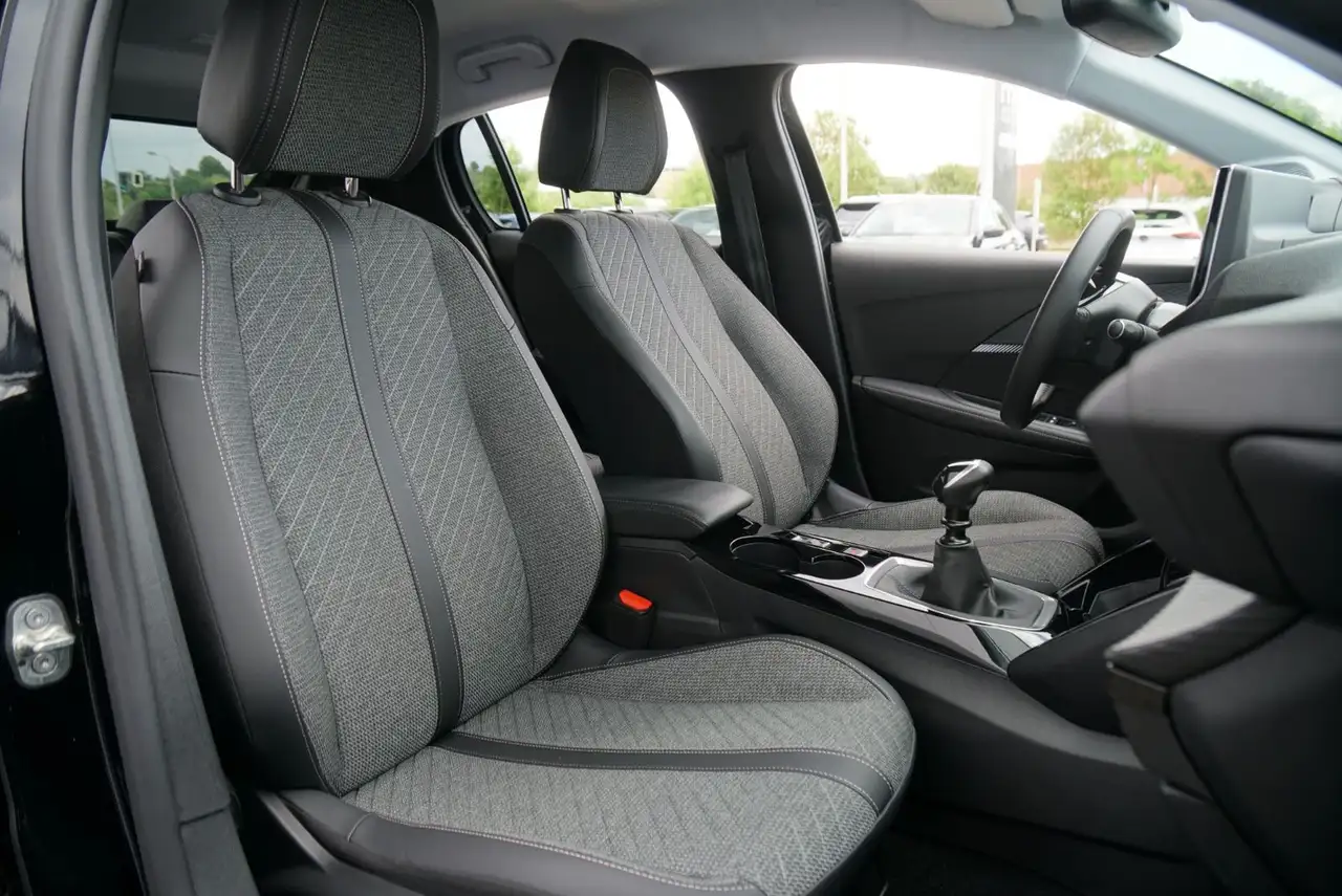 Peugeot 208 1.2 Allure Pack Pure Tech *ACC*App*Kamera*, миниатюра 23