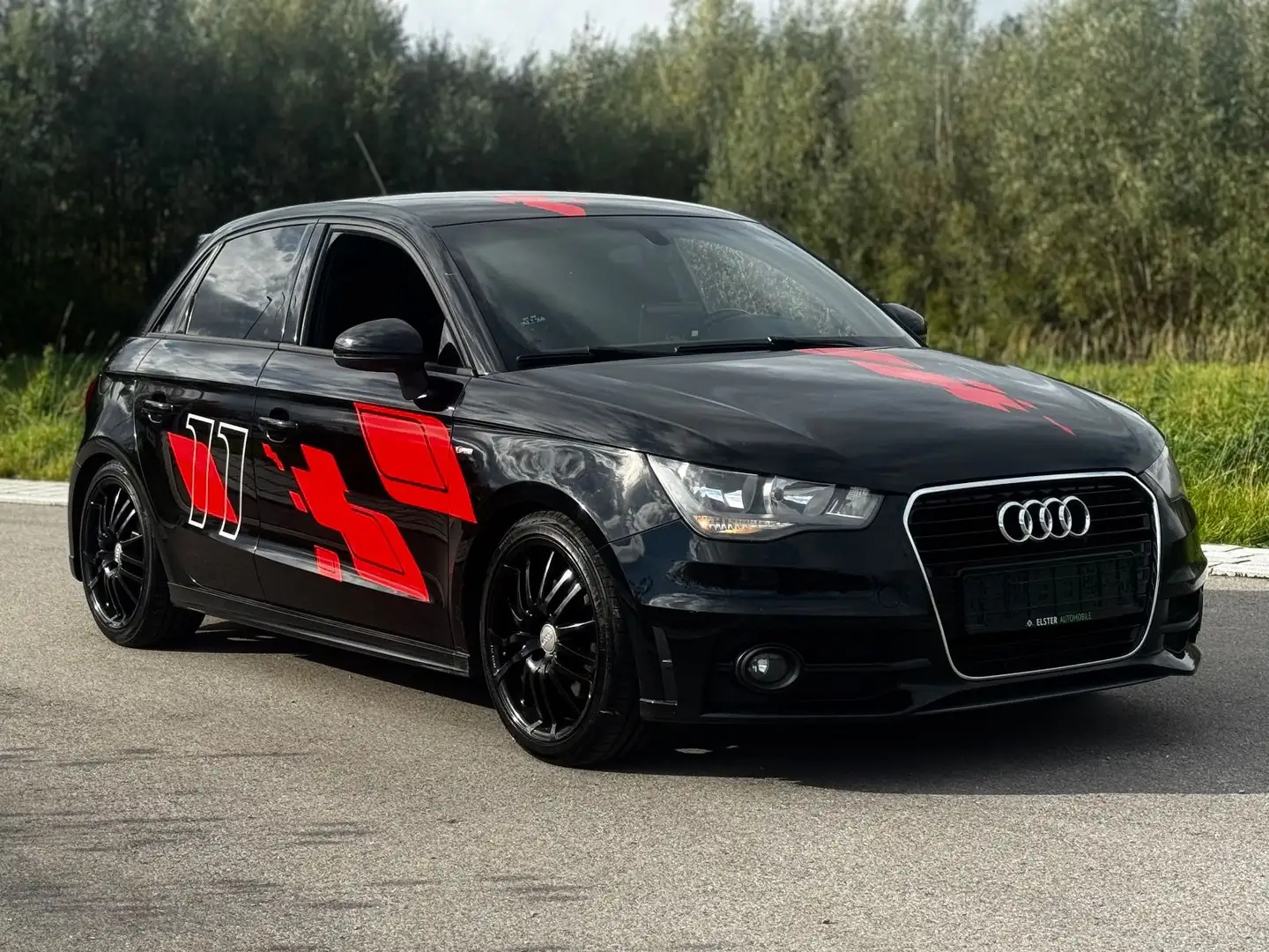 Audi A1 1.4 TFSI * S-line Sportback * Schwarz - 2
