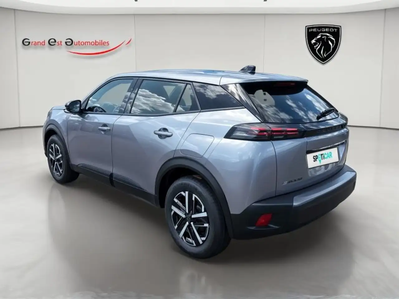 Peugeot e-2008 2026